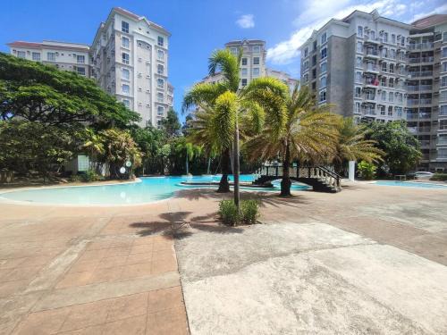 Muntinlupa Apartment | Two Bedroom - Presidio Lakefront