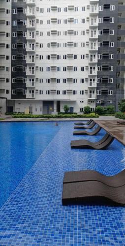 Pasig Apartment | Unit 1 CEZ Condotel at Charm Residence