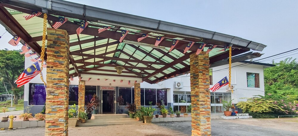 Pangkor Island Hotel | Uptown Beach Resort
