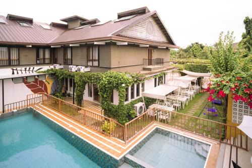 Oton Hotel | Urban Glamp Resort Iloilo