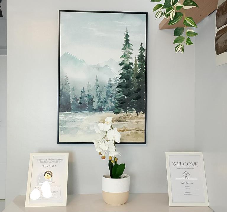 South Triangle Apartment | Urban Oasis with Skyline View