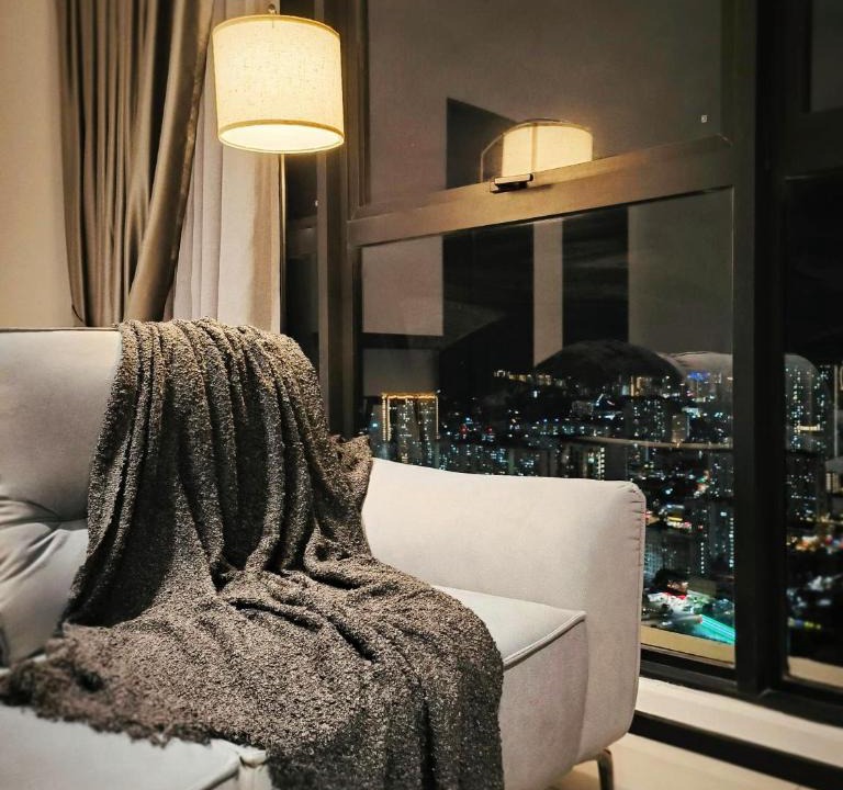 George Town House | Urban Suites TWO Or THREE Bedroom Georgetown by ANC