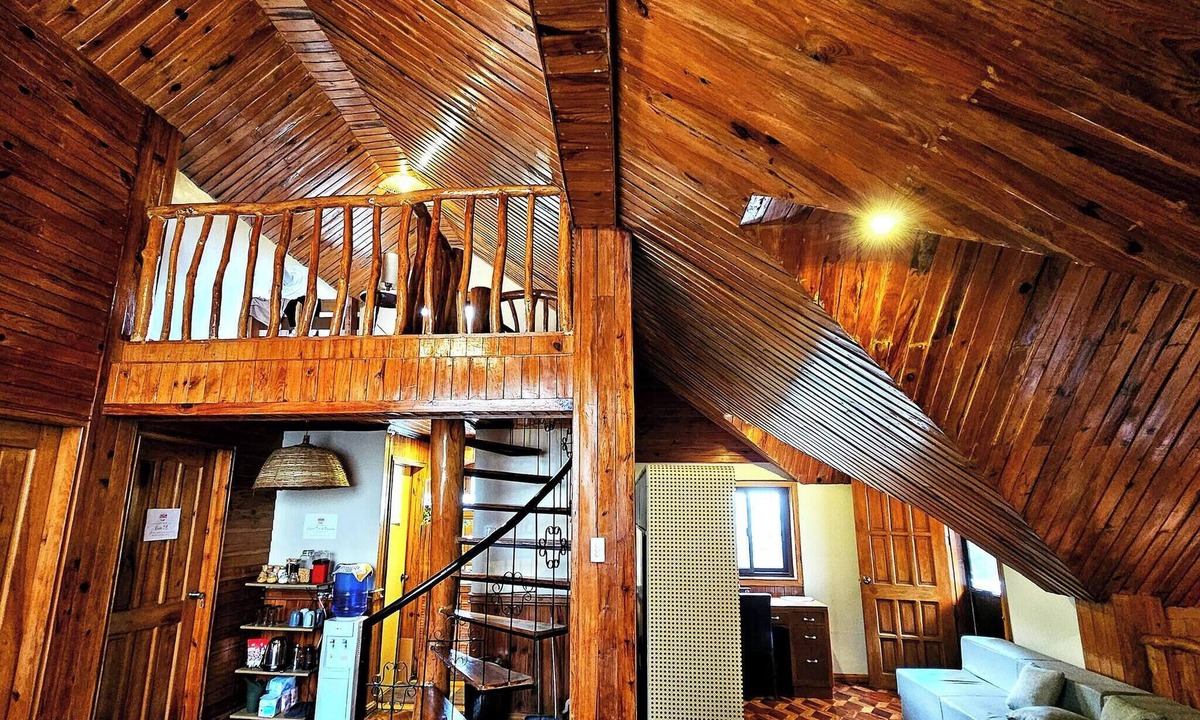 Baguio House | Vacation House Camp 7 Baguio Transient 6BR