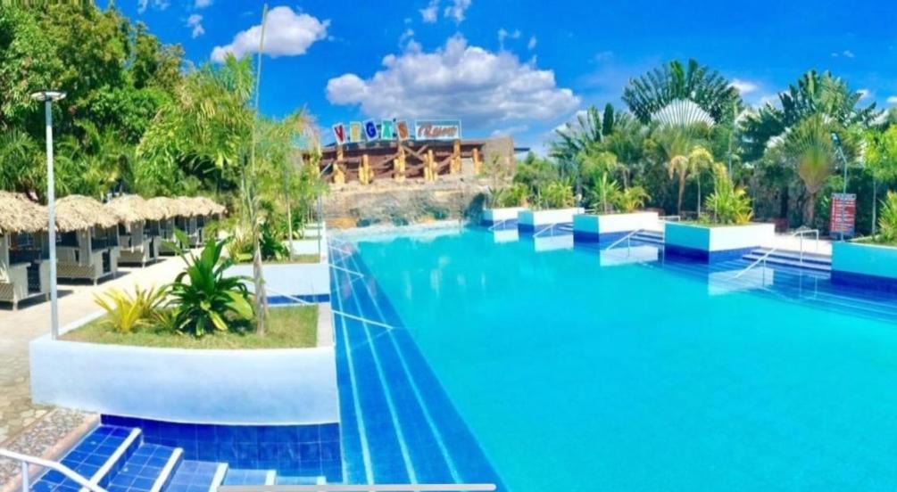 Malasiqui Resort | Vegas Resort and Hotel