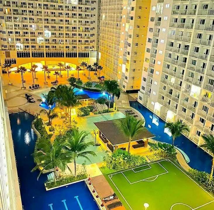 Barangay 76 Hotel | Velour Suites