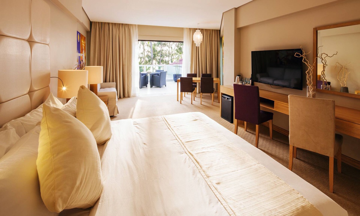 Manoc-Manoc Hotel | Villa Caemilla Beach Boutique Hotel