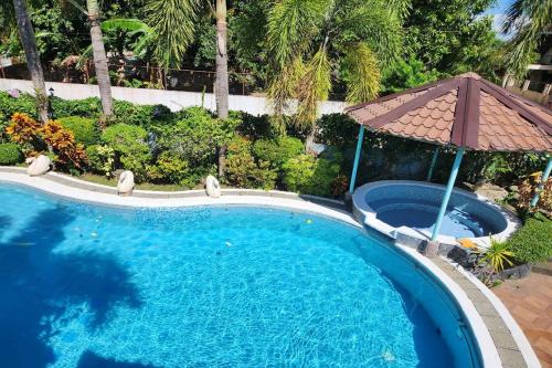 Tranca Villa | Villa Celine Bay Laguna