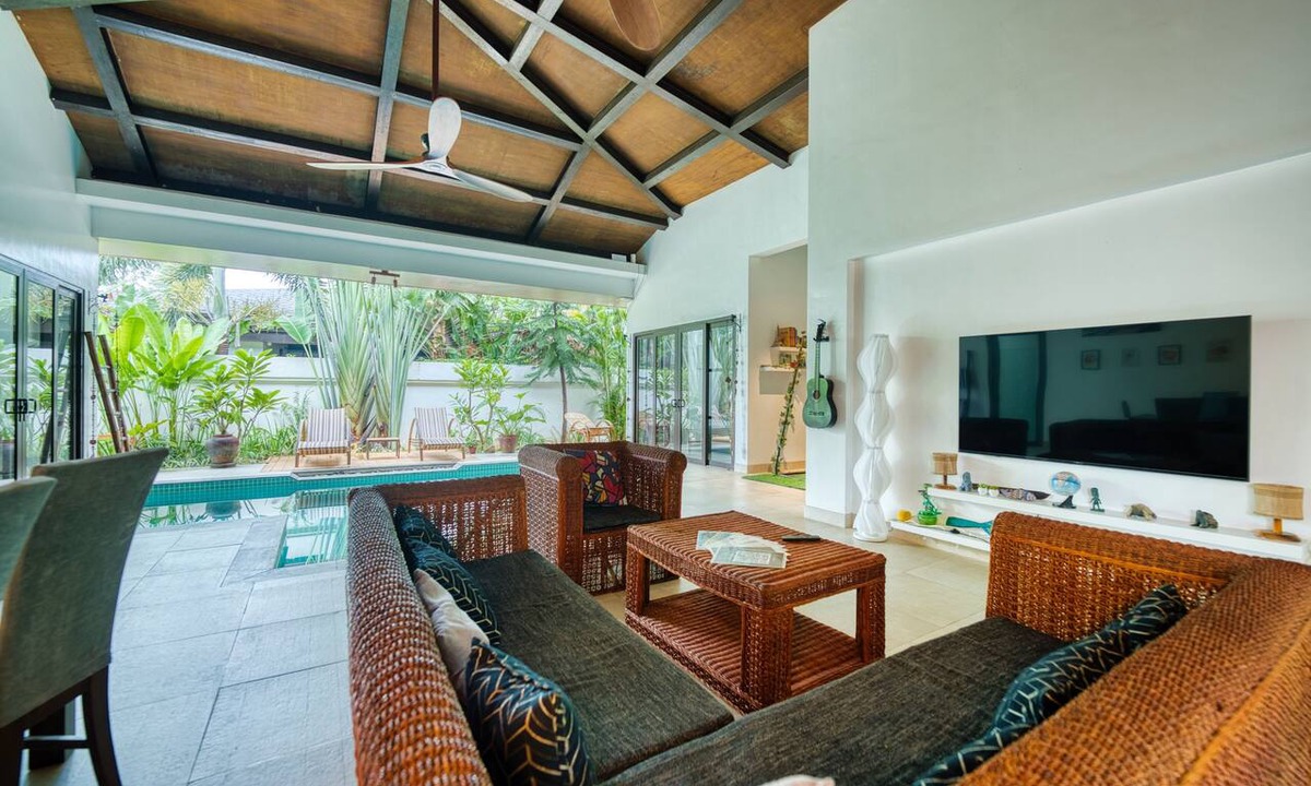 El Nido House | Villa Costa Nido - your 4br private pool courtyard in El Nido