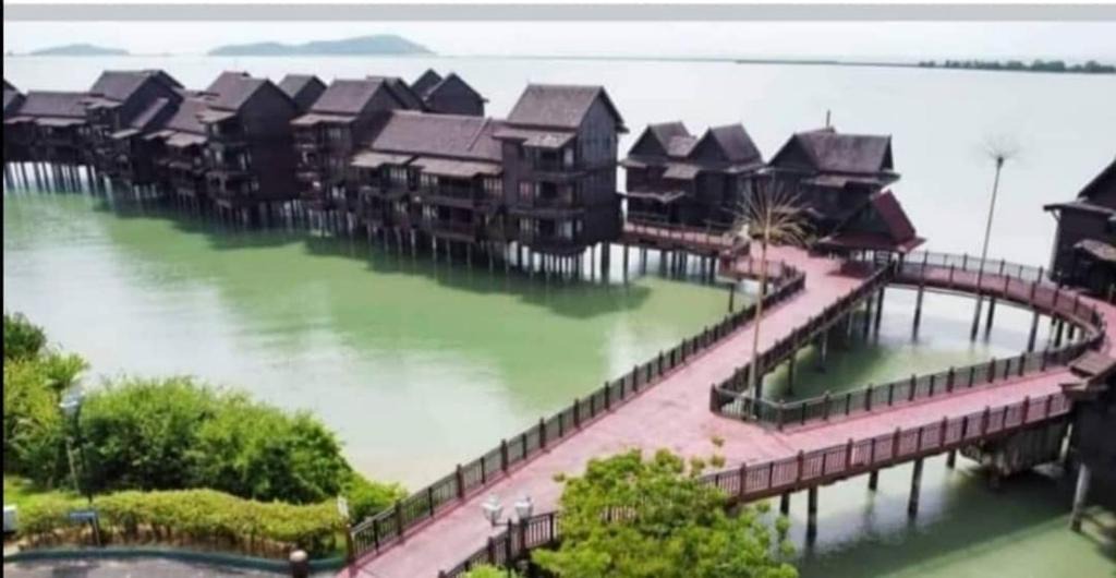 Padang Matsirat Hotel | Villa Dalam laut 530
