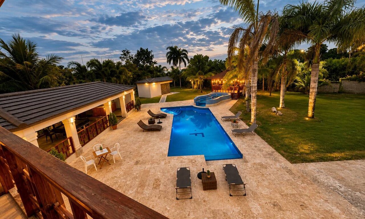 San Antonio de Guerra Villa | Villa Franyelin Private Santo Domingo: Pool, Jacuzzi, & the Perfect Getaway.🇩🇴