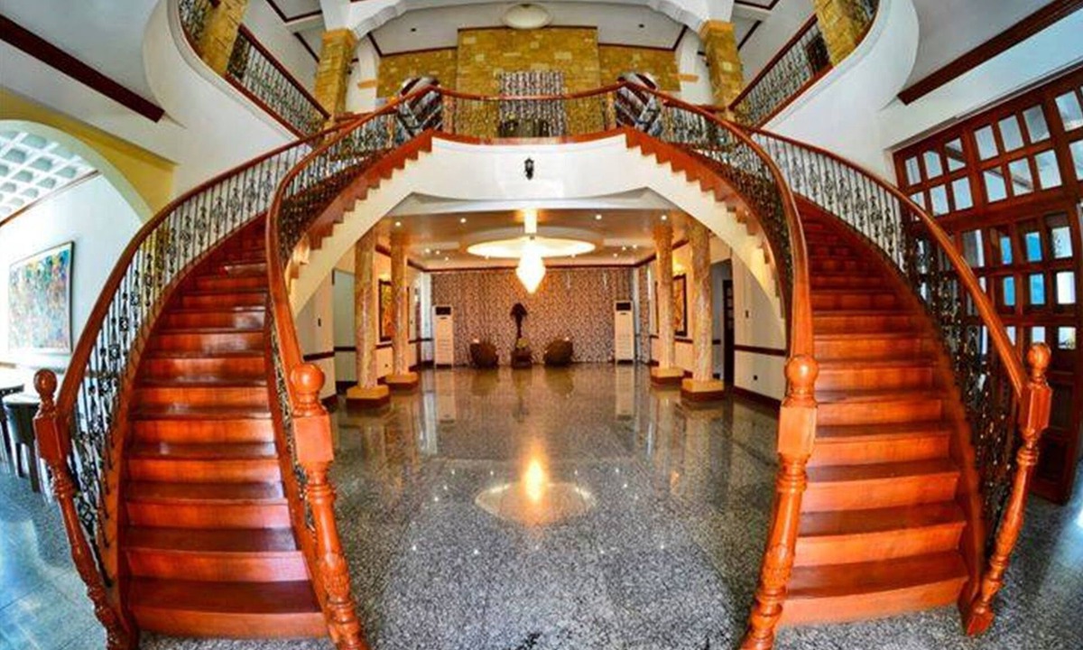 Angono Hotel | Villa Jhoana Resort