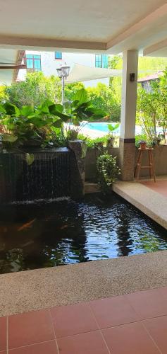 Kampung Bukit Kadir House | Villa Kemboja Staycation
