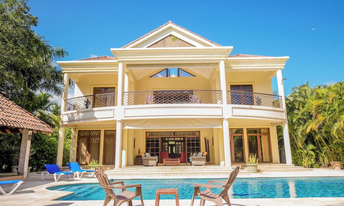 Villas Del Mar Villa | Villa| Large Private Pool| Daily Cleaning| 5 BRs