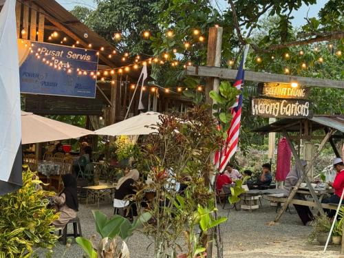 Kampung Bukit Genting House | Warisan HK GuestHouse