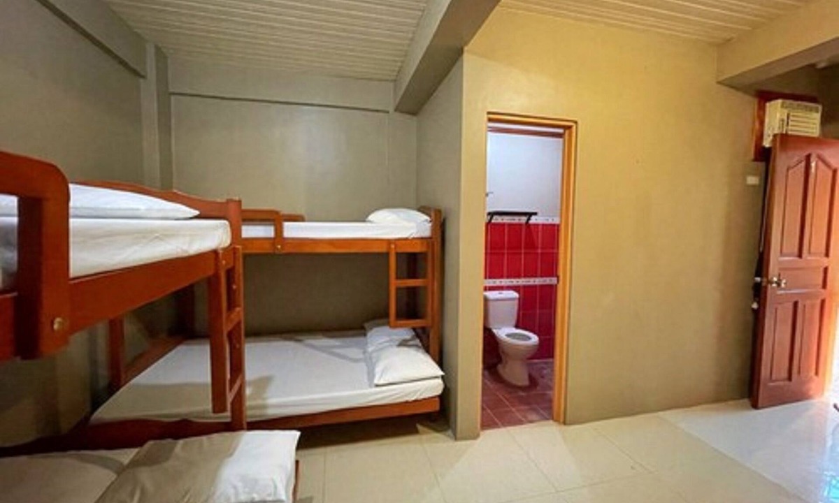 Pansol House | Weekdays Hot Spring Resort by Cocotel