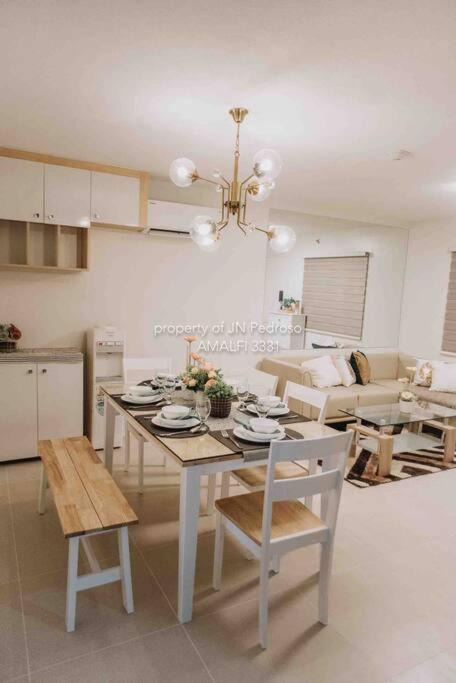 Cebu Apartment | Work-friendly Mountain-view condo near SM Seaside