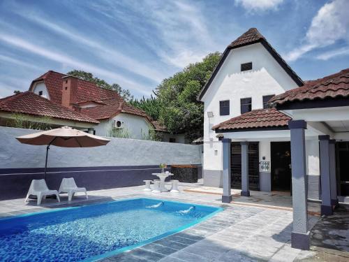 Alor Gajah House | Yussy Homestay at Afamosa Villa