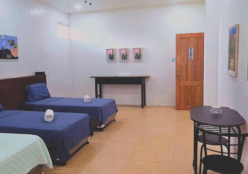Daanbantayan Hotel | ZHANG RESORT and Dragon J1 dive center Malapascua