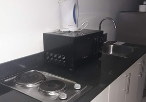 1Bedroom Serviced Apartment #28 Near MOA in Pasay