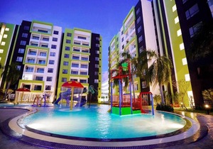 6 Superb PoolView Waterpark Manhattan Homestay Ipoh in Ipoh