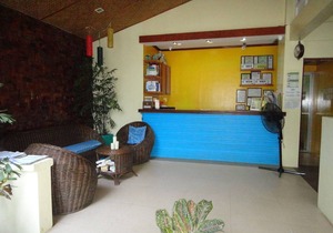 Blue Lagoon Inn & Suites