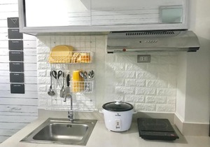 Chic, Clean Unit near Abs-Cbn @ Mplace