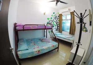 Comfort Room in Bungalow 10min to Straits Quay 1 in George Town