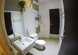 Comfort Room in Bungalow 10min to Straits Quay 1 in George Town