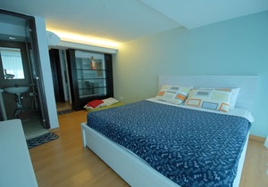 Cozy Residential Loft w/Private Office