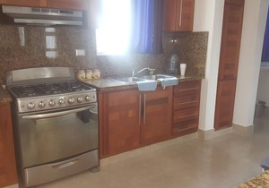 Family-friendly 3BD central Sosua condo wih large pool, WIFI, BBQ, A/C, Cable TV in Sosúa