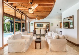 Newly Added Beautiful Villa at Puerto Bahia - Breakfast Included in Santa Bárbara de Samaná