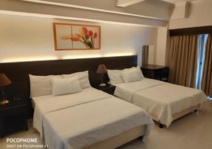 Tagaytay Staycation by Naya and Darla w Free Swimming Pool, WiFi & Netflix