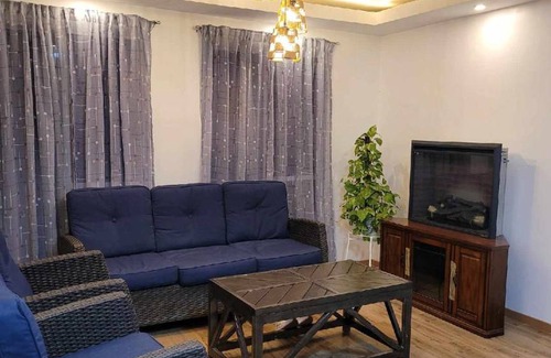 Manolo Fortich House | 100 m² House ∙ 1 bedroom ∙ 12 guests