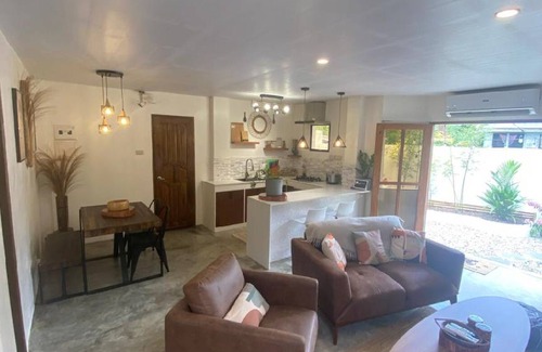 Surigao House | 100 m² House ∙ 1 bedroom ∙ 4 guests