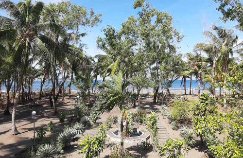 Sablayan Resort | 100 m² Resort ∙ 3 bedrooms ∙ 7 guests