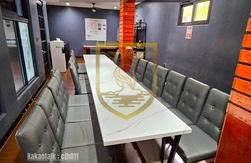 Angeles City Villa | 100 m² Villa ∙ 10 bedrooms ∙ 20 guests