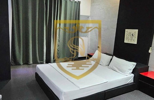 Angeles City Villa | 100 m² Villa ∙ 7 bedrooms ∙ 14 guests