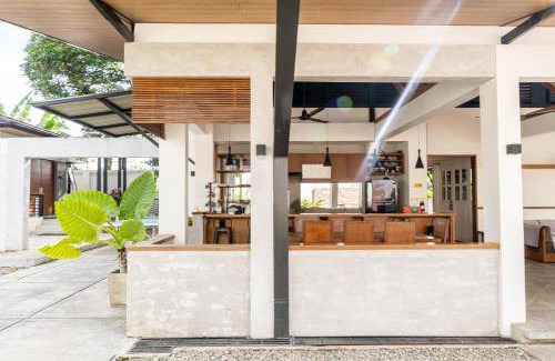 Morong House | 1000 m² House ∙ 3 bedrooms ∙ 20 guests