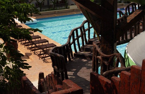 Tacloban Resort | 104 m² Resort ∙ 3 guests