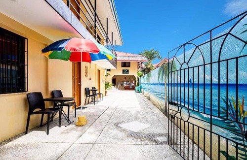 Boracay Island Hotel | 14 m² Hotel ∙ 9 guests