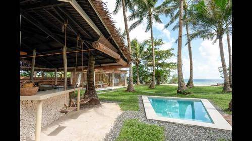 Catangnan Resort | 140 m² Resort ∙ 2 bedrooms ∙ 5 guests