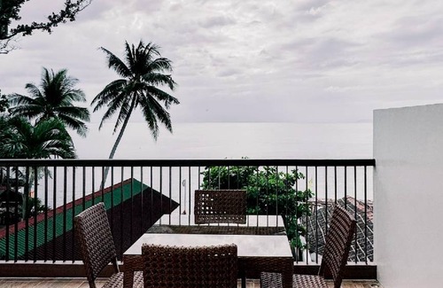 Anilao House | 160 m² House ∙ 2 bedrooms ∙ 10 guests