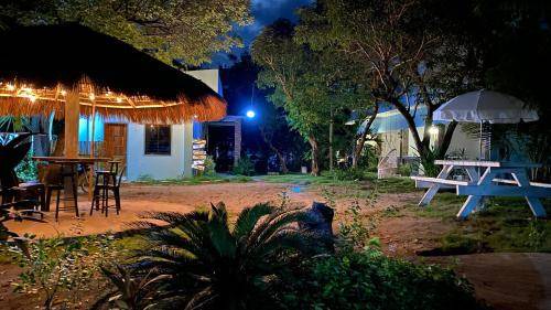 Daanbantayan Bed & Breakfast | 18 m² Bed and breakfast ∙ 2 guests