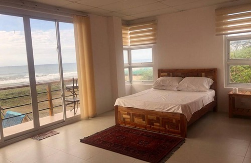 Bacnotan House | 190 m² House ∙ 2 bedrooms ∙ 6 guests