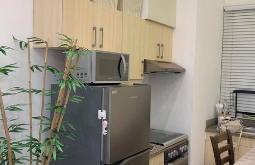 Marikina House | 2-Bedroom Unit in Pasig near BGC , Makati & Ortigas with a Breathtaking View