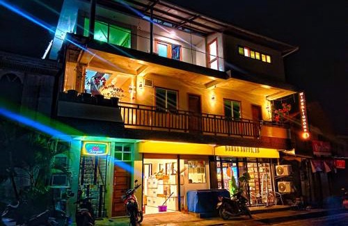 General Luna House | #2 Green Room Inn Siargao