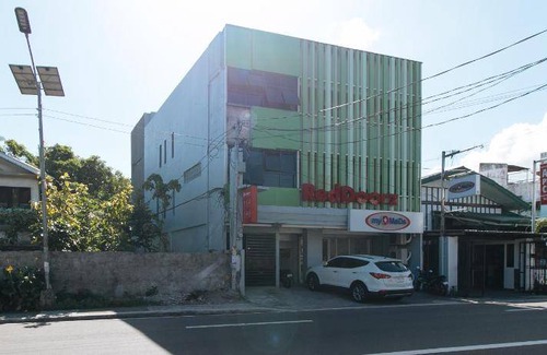 Legazpi Hotel | 20 m² Hotel ∙ 10 guests