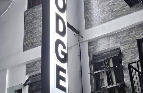 Taguig Hotel | 20 m² Hotel ∙ 4 guests