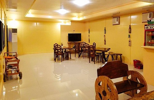 Palompon Hotel | 20 m² Hotel ∙ 6 guests