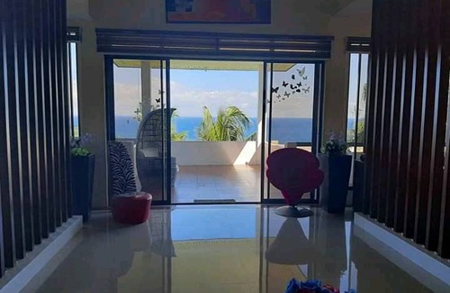 Dalaguete Villa | 200 m² Villa ∙ 5 bedrooms ∙ 10 guests